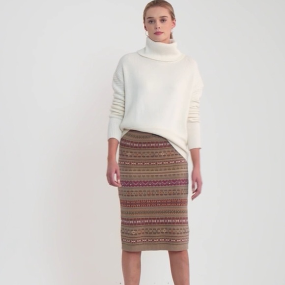 Lauren Ralph Lauren Fair Isle Linen-Blend Pencil Skirt. - Picture 2 of 13